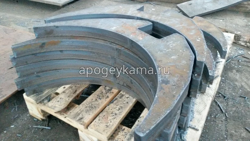 Газокислородная резка стального листа толщиной от 190 мм GR 149